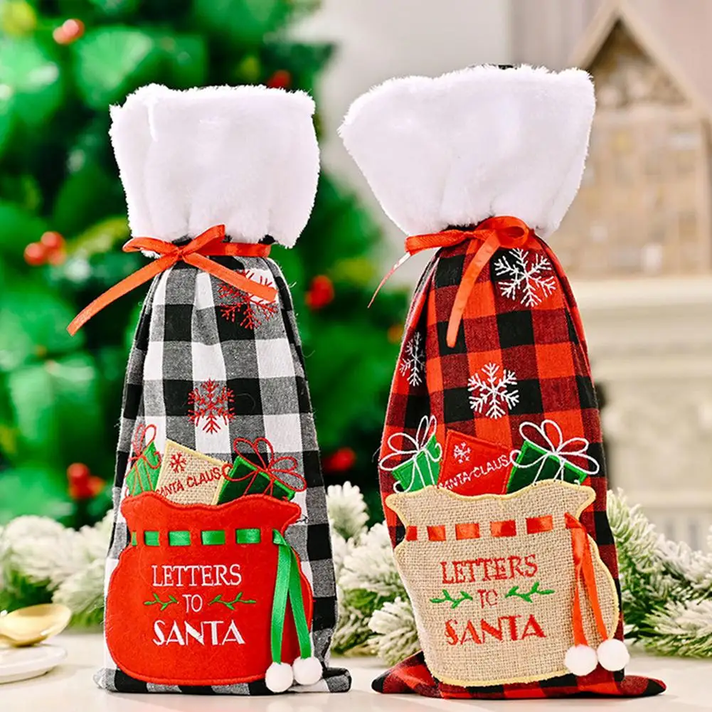 Чехол для бутылки вина в рождественском стиле
Чехол для бутылки вина в рождественском стиле