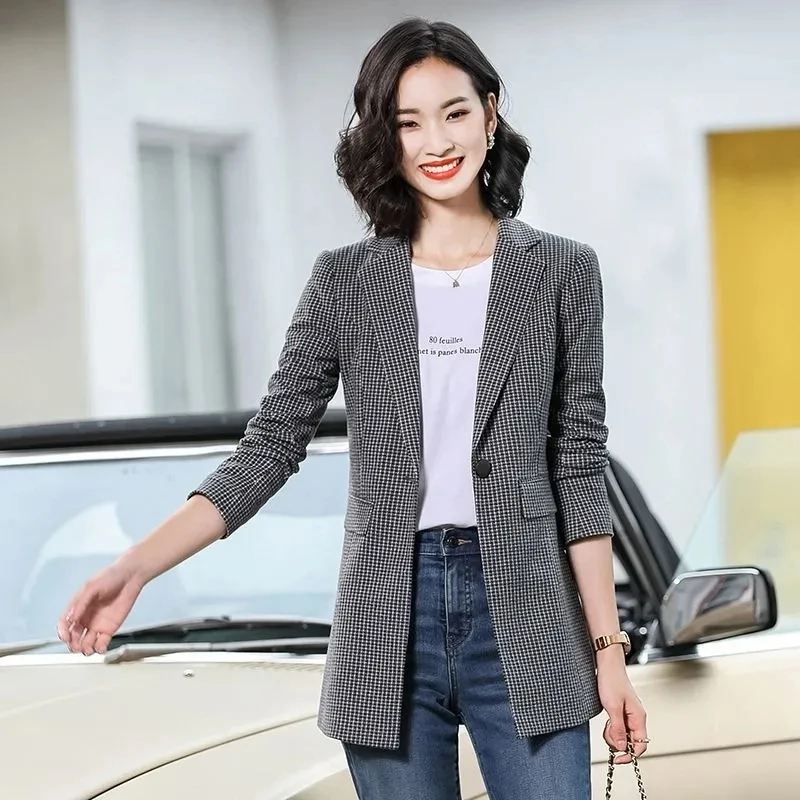 Vintage Plaid Blazer Korean Fashion Slim Women Spring Autumn Long Sleeve Single Button Wool Blend Suit Jacket Ladies Casual Coat
Vintage Plaid Blazer Korean Fashion Slim Women Spring Autumn Long Sleeve Single Button Wool Blend Suit Jacket Ladies Casual Coat