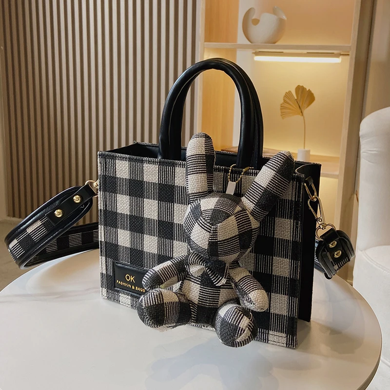 Popular Bags 2021 New Women's Bags Autumn Plaid Messenger Bag Fashion Handbag Tote Bag Shoulder Bag
Popular Bags 2021 New Women's Bags Autumn Plaid Messenger Bag Fashion Handbag Tote Bag Shoulder Bag