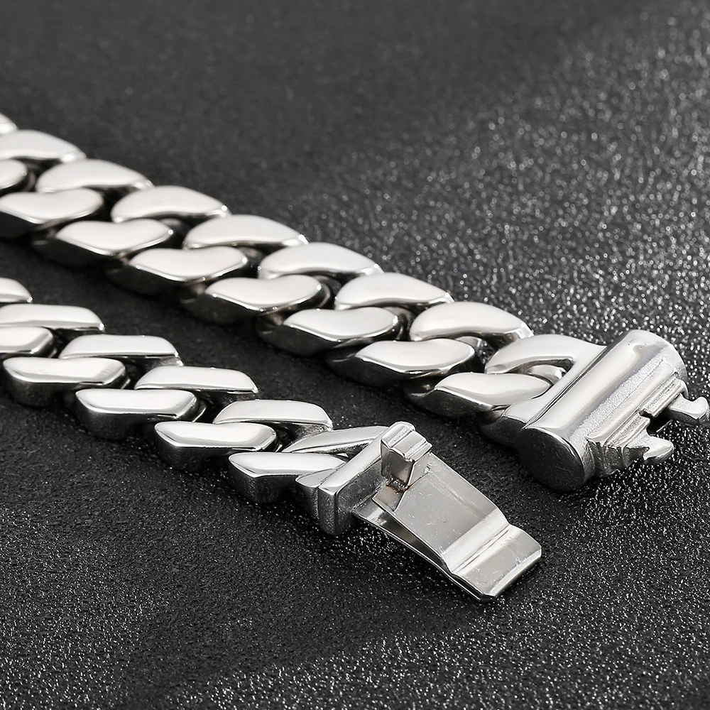Polished Ttanium Steel 13/14MM Men's On Hand Chain Rocker Chic Style Men's Bracelet Goth Fashion Boys Bracelets Man Logo Engrave
Polished Ttanium Steel 13/14MM Men's On Hand Chain Rocker Chic Style Men's Bracelet Goth Fashion Boys Bracelets Man Logo Engrave