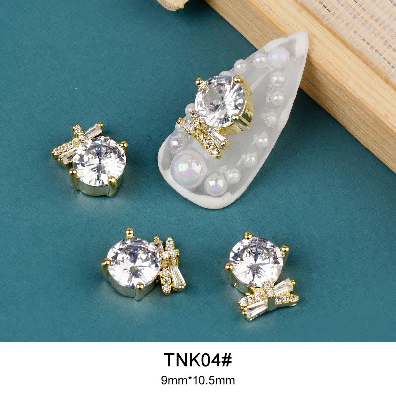 10 шт./лот TNK04 роскошные круглые Кристаллы из сплава циркония для дизайна ногтей Стразы ювелирные изделия аксессуары для ногтей Поставки украшений подвески
10 шт./лот TNK04 роскошные круглые Кристаллы из сплава циркония для дизайна ногтей Стразы ювелирные изделия аксессуары для ногтей Поставки украшений подвески