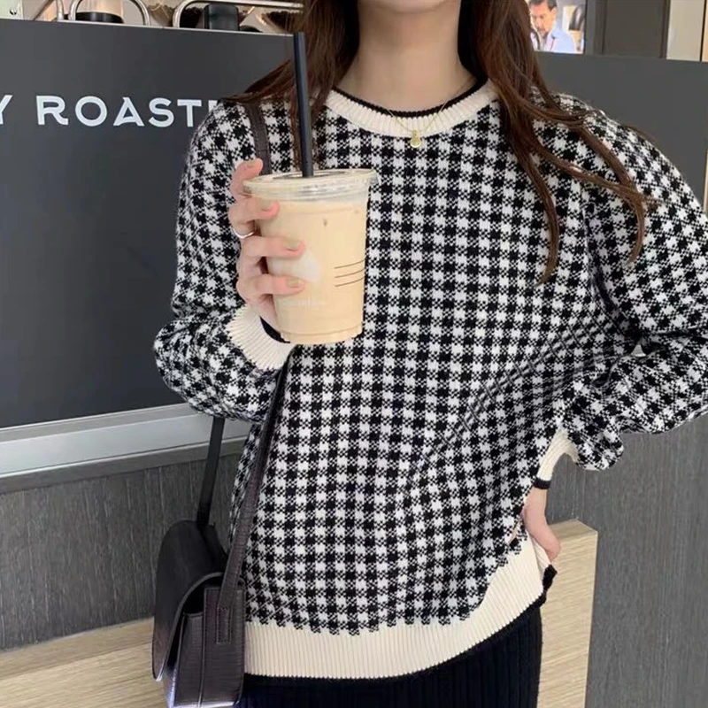 Autumn Pullovers Women Plaid Knitted O-Neck Fashion Vintage Loose Preppy Style Students Sweet Chic Sweater Harajuku Casual Tops
Autumn Pullovers Women Plaid Knitted O-Neck Fashion Vintage Loose Preppy Style Students Sweet Chic Sweater Harajuku Casual Tops