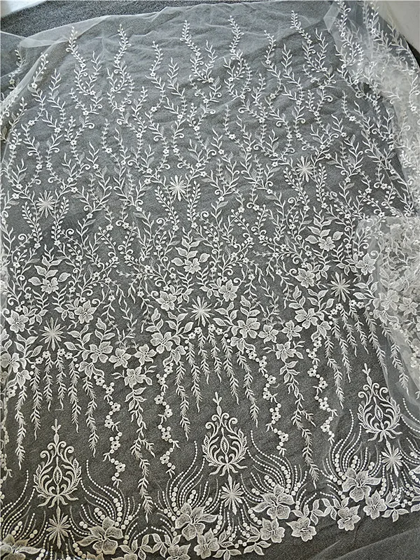 New Lace Fabric Heavy Embroidery Bridal Lace Fabric Rayon With Clear Sequins Large Patterns Lace Fabric 1 Yard
New Lace Fabric Heavy Embroidery Bridal Lace Fabric Rayon With Clear Sequins Large Patterns Lace Fabric 1 Yard