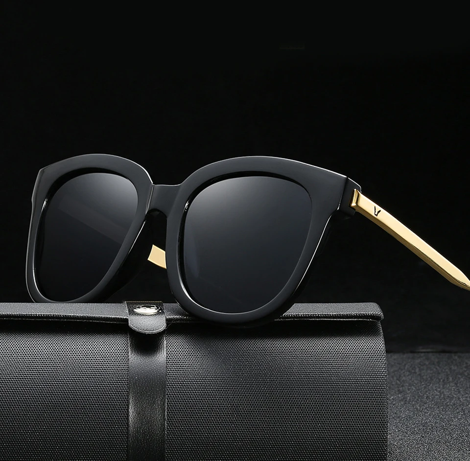 Square Polarized Female Sunglasses Classic Pink Frame Driving Driver Sunglasses Outdoor Goggles Male Female Anti-UV Eyewear
Square Polarized Female Sunglasses Classic Pink Frame Driving Driver Sunglasses Outdoor Goggles Male Female Anti-UV Eyewear