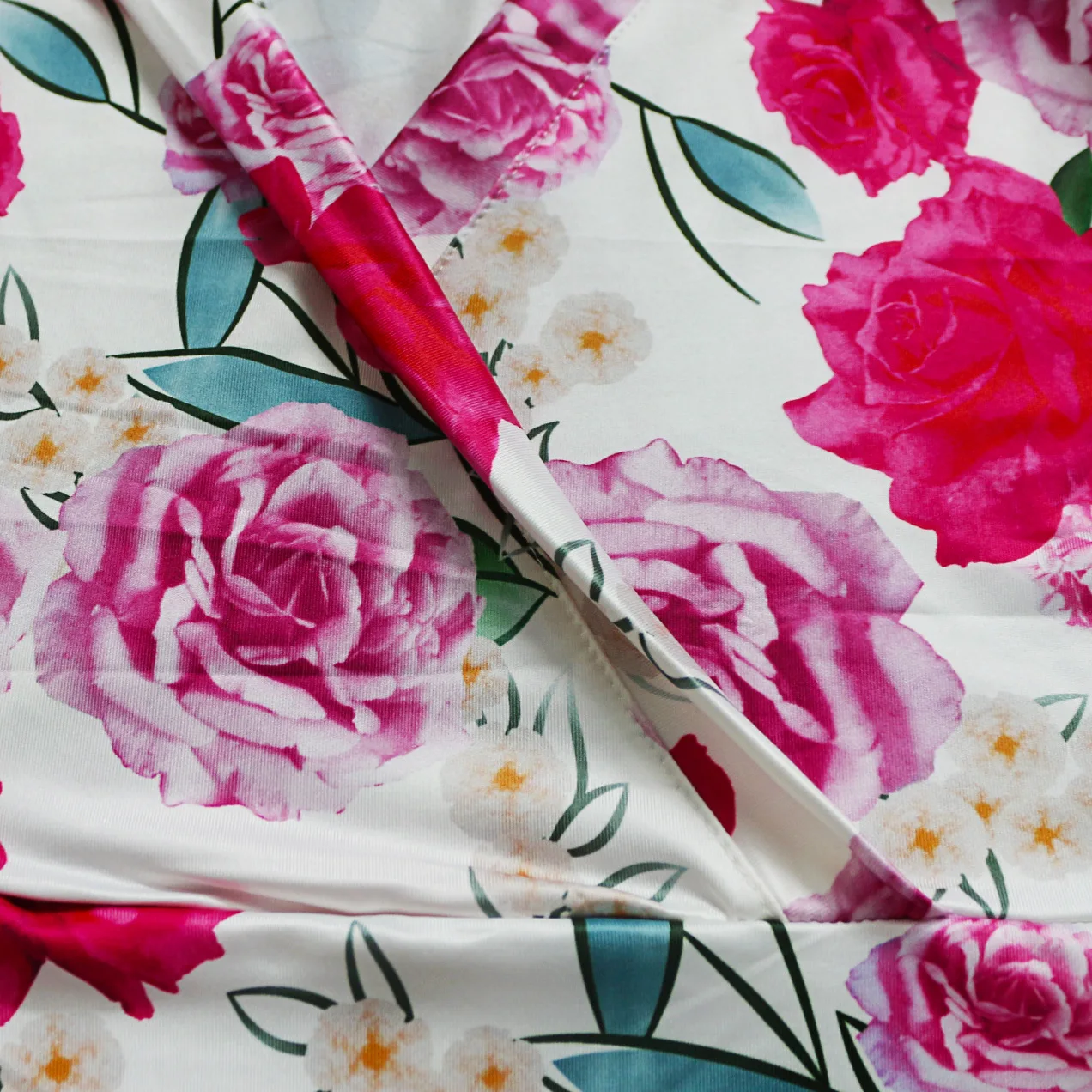 HAOOHU Vestidos Dress Flower Printed Sexy V-neck Fashionable Light Mature Knitted Long Dress Large Swing Dress Maxi Dress 
HAOOHU Vestidos Dress Flower Printed Sexy V-neck Fashionable Light Mature Knitted Long Dress Large Swing Dress Maxi Dress