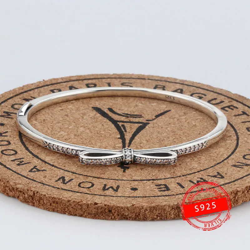Luxury S925 Sterling Silver Logo Bracelet Lady, Bow Bracelet, original, 1:1
Luxury S925 Sterling Silver Logo Bracelet Lady, Bow Bracelet, original, 1:1