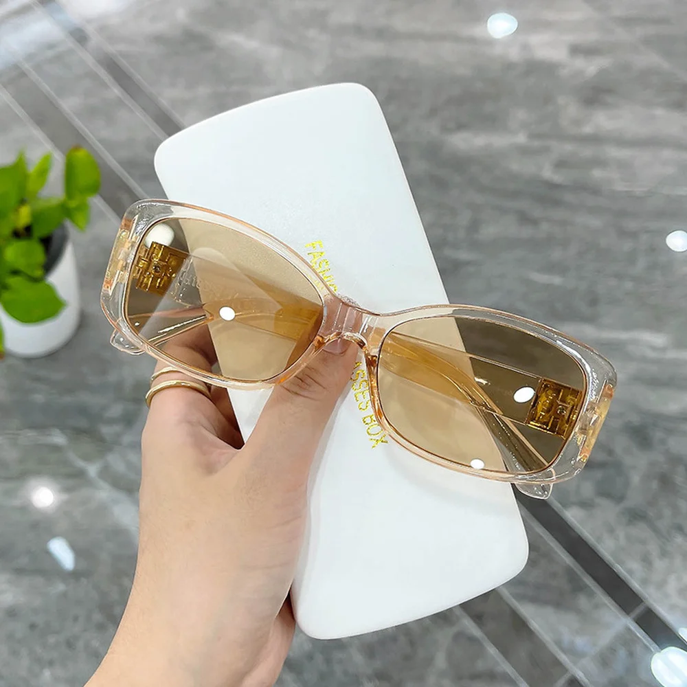 Retro Rectangle Sunglasses Women Vintage Brand Designer Oval Wide Temples Punk Sun Glasses Unique Shades Female UV400 Oculos New
Retro Rectangle Sunglasses Women Vintage Brand Designer Oval Wide Temples Punk Sun Glasses Unique Shades Female UV400 Oculos New