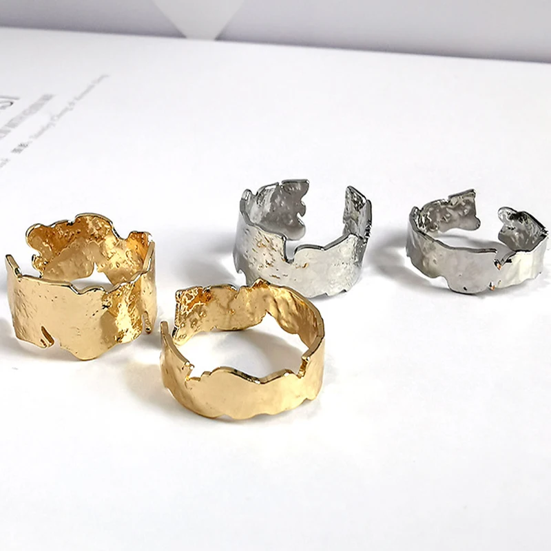 PUNKI Golden Wide and Thin Irregular Metal Foil Shiny Geometric Women's Minimalist Texture Ring 2021 New Fashion Jewelry
PUNKI Golden Wide and Thin Irregular Metal Foil Shiny Geometric Women's Minimalist Texture Ring 2021 New Fashion Jewelry
