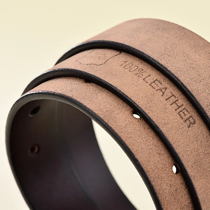 Bauhinia brand explosion models ladies leather retro embossed wild alloy round buckle cowhide Korean belt women
Bauhinia brand explosion models ladies leather retro embossed wild alloy round buckle cowhide Korean belt women