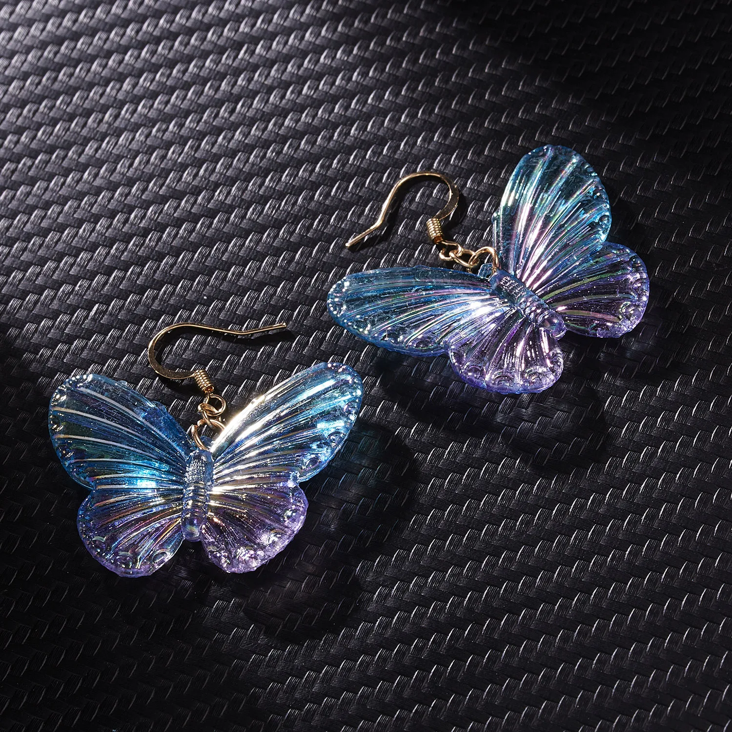 Bohemian Colorful Acrylic Butterfly Earrings for Women Gold Color Hollow Tassel Pearl Drop Earrings Personality Punk Jewelry
Bohemian Colorful Acrylic Butterfly Earrings for Women Gold Color Hollow Tassel Pearl Drop Earrings Personality Punk Jewelry