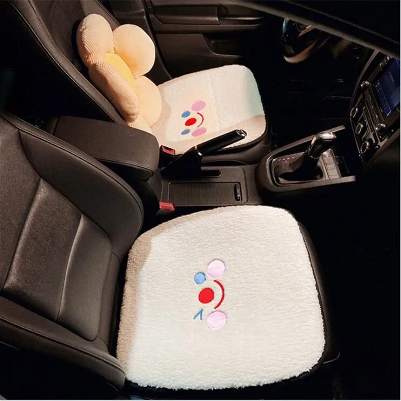Зимние и осенние Плюшевые Универсальные искусственные модные декоративные подушки для автомобильного сиденья из овечьей шерсти
Зимние и осенние Плюшевые Универсальные искусственные модные декоративные подушки для автомобильного сиденья из овечьей шерсти