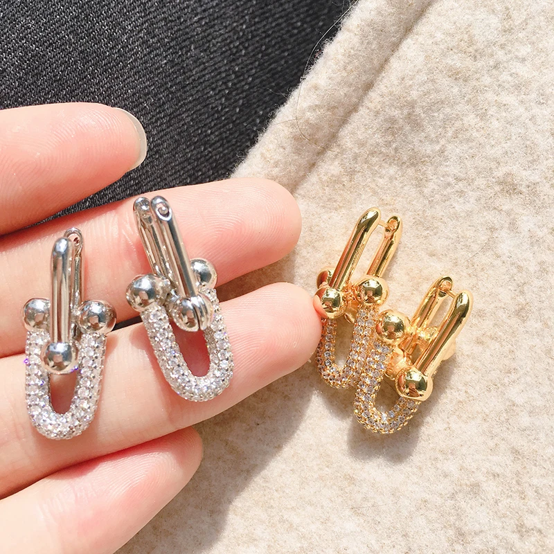 New Style U Bamboo Slub Short Chain Stainless Steel Earrings Micro Settings Top CZ Stone Leverback Drop Earrings for Women
New Style U Bamboo Slub Short Chain Stainless Steel Earrings Micro Settings Top CZ Stone Leverback Drop Earrings for Women