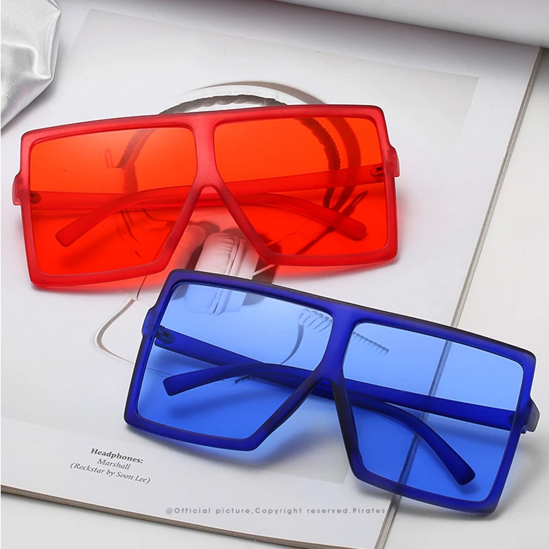 2020 Vintage Fashion Oversized Square Sunglasses Women Luxury Brand Designer Big Frame Flat Top Sun Glasses For Female UV400 
2020 Vintage Fashion Oversized Square Sunglasses Women Luxury Brand Designer Big Frame Flat Top Sun Glasses For Female UV400