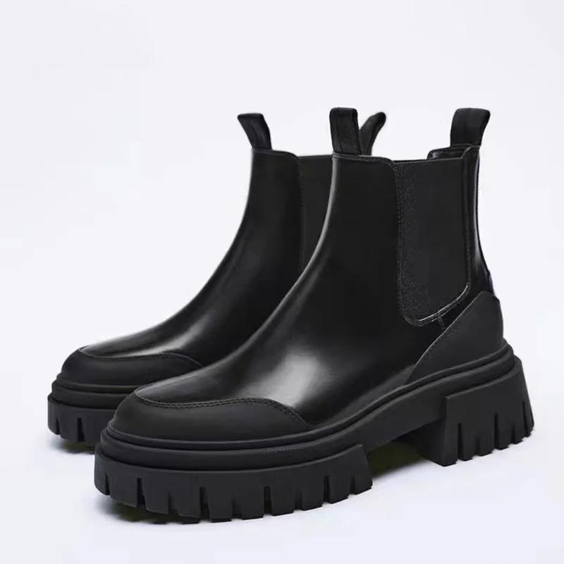 TRAF Zar 2021 New Black Short Boots Thick Bottom Smoke Tube Chelsea Boots British Martin Boots Woman Vintage Office Lady Shoes
TRAF Zar 2021 New Black Short Boots Thick Bottom Smoke Tube Chelsea Boots British Martin Boots Woman Vintage Office Lady Shoes