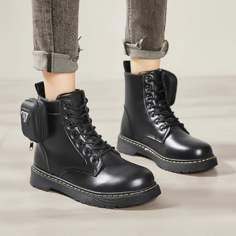 Fashion Soft Leather Motorcycle Boots Street Style Women Martin Boots Short Platform Winter Warm Ankle Boots Woman Shoes
Fashion Soft Leather Motorcycle Boots Street Style Women Martin Boots Short Platform Winter Warm Ankle Boots Woman Shoes