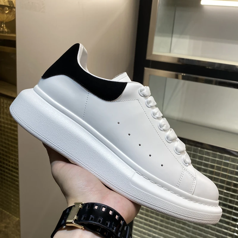 Plus Size 43 44 45 Men Sneakers Luxury Brand Alexander Shoes Casual Tenis Sneaker Zapatillas De Hombre Chaussure Homme AS115
Plus Size 43 44 45 Men Sneakers Luxury Brand Alexander Shoes Casual Tenis Sneaker Zapatillas De Hombre Chaussure Homme AS115