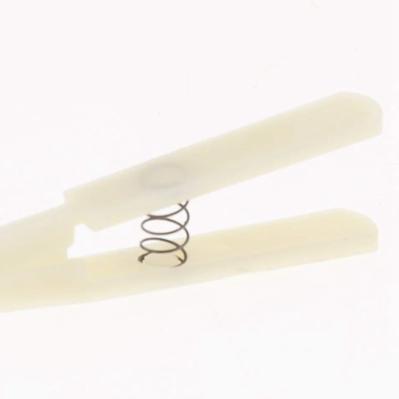 1 Set Piano Universal Nylon Treble Mediant Alt Mute Tool Rubber Alto B Mute Tuning Part Used To Mute One or More Piano String
1 Set Piano Universal Nylon Treble Mediant Alt Mute Tool Rubber Alto B Mute Tuning Part Used To Mute One or More Piano String