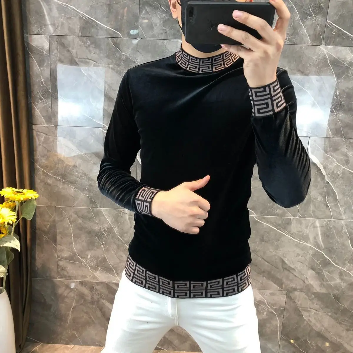 Men's double-sided velvet long-sleeved sweater slim gold velvet trend bottoming shirt autumn and winter semi-high collar sweater
Men's double-sided velvet long-sleeved sweater slim gold velvet trend bottoming shirt autumn and winter semi-high collar sweater