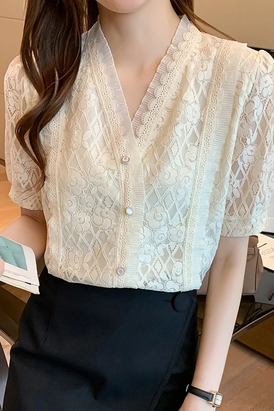 Summer Korean Lace Women Shirts Woman Short Sleeve Blouse Women Chiffon Shirt Blouses Office Lady White Shirt Tops Plus Size XXL
Summer Korean Lace Women Shirts Woman Short Sleeve Blouse Women Chiffon Shirt Blouses Office Lady White Shirt Tops Plus Size XXL
