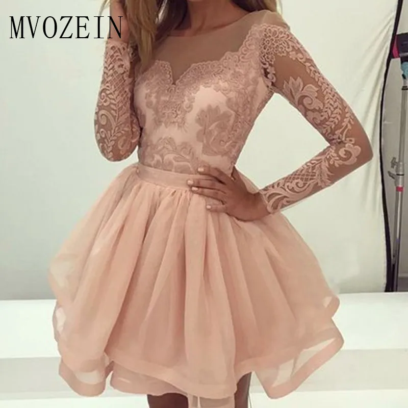 

Blush Homecoming Dresses 2019 Lace Short Party Dress Jewel Neck See Through Above Knee Graduation Gowns Vestidos