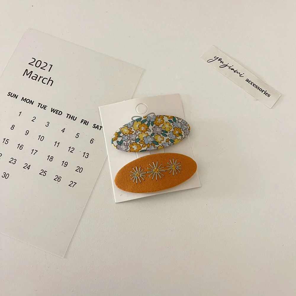 New Korean Children Hairpins Simple Fashion Colorful Embroidery Flower BB Clip for Sweet Girl Princess Hair Accessories
New Korean Children Hairpins Simple Fashion Colorful Embroidery Flower BB Clip for Sweet Girl Princess Hair Accessories