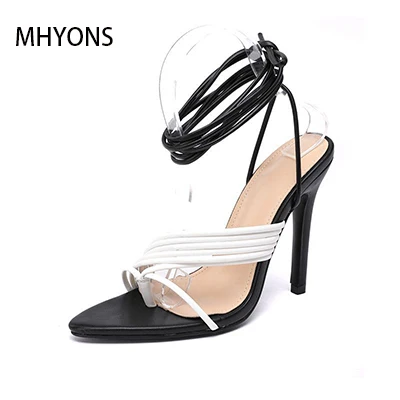 Rivet Roman sandals women's shoes 10CM 2021 Sexy slim stiletto nightclub high-heeled shallow mouth pointed hollow 35-42
Rivet Roman sandals women's shoes 10CM 2021 Sexy slim stiletto nightclub high-heeled shallow mouth pointed hollow 35-42