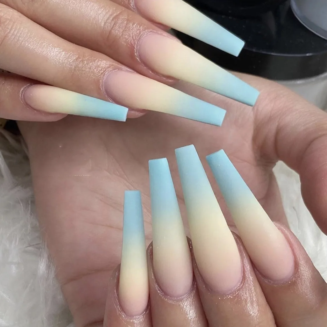 Gradient series blue-yellow long ballet gradient wear nails finished fake nails nail art patches free nail tape
Gradient series blue-yellow long ballet gradient wear nails finished fake nails nail art patches free nail tape