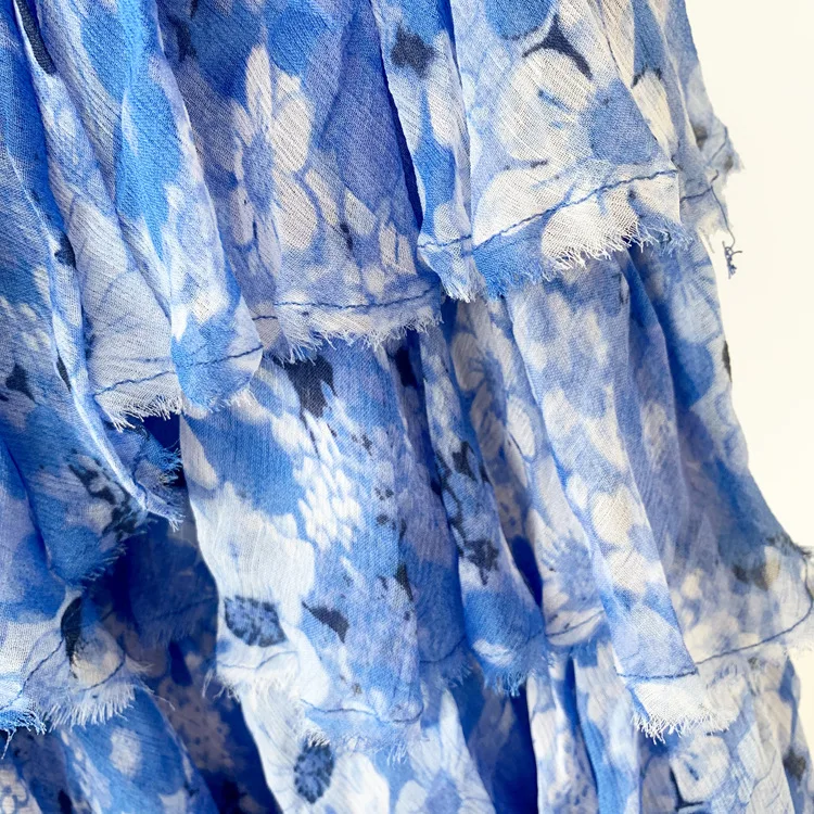 2021 New Women's Ruffled Layered Jupe Floral Printed Blue Pleated High Waist Summer Ladies A-line Mini Skirts mini skirt
2021 New Women's Ruffled Layered Jupe Floral Printed Blue Pleated High Waist Summer Ladies A-line Mini Skirts mini skirt