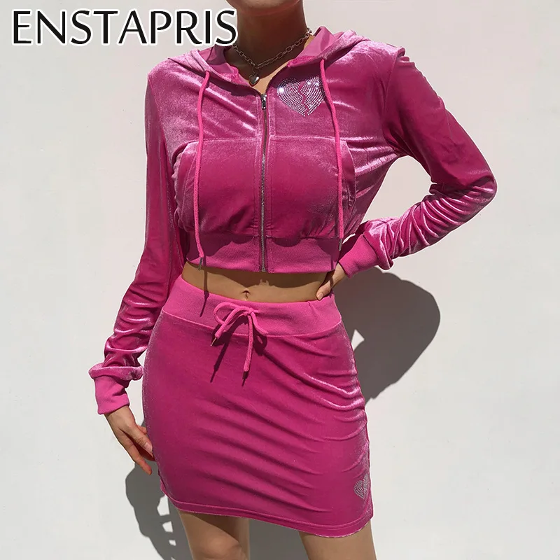 Осенний Бархатный комплект из 2 предметов с юбкой и принтом в виде сердца, укороченная куртка с длинным рукавом, облегающая юбка на шнурке, Ж...
Осенний Бархатный комплект из 2 предметов с юбкой и принтом в виде сердца, укороченная куртка с длинным рукавом, облегающая юбка на шнурке, Ж...