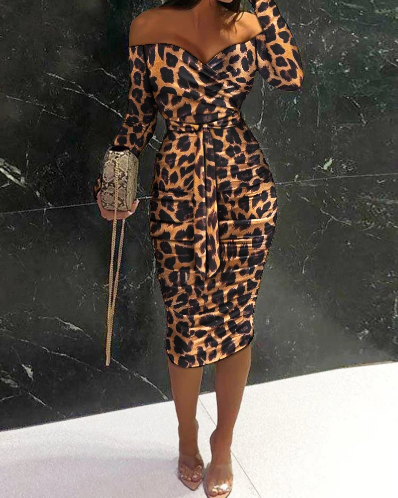 New Autumn Mini Dress Long-Sleeved Leopard Print Sexy One-Shoulder Chiffon Fabric For Women Party Night Clubwear
New Autumn Mini Dress Long-Sleeved Leopard Print Sexy One-Shoulder Chiffon Fabric For Women Party Night Clubwear