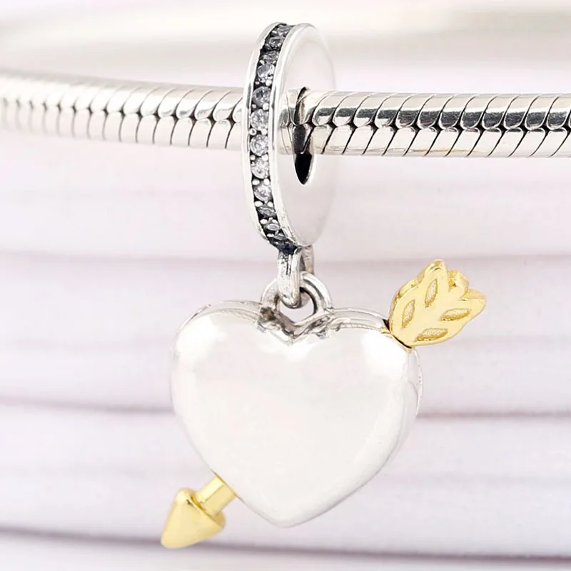 Подвеска из серебра 925 пробы, с кристаллами
Подвеска из серебра 925 пробы, с кристаллами