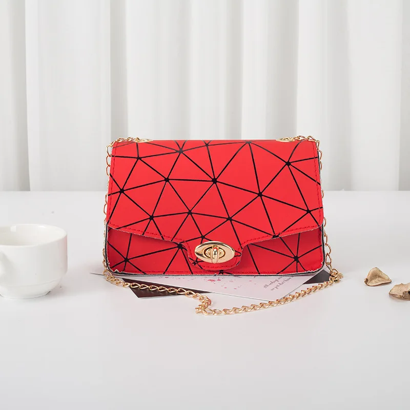 Small Square Bag 2020 Winter Colorful Geometric Rhombus Lock Chain Shoulder Diagonal Female Bag Designer Bag 
Small Square Bag 2020 Winter Colorful Geometric Rhombus Lock Chain Shoulder Diagonal Female Bag Designer Bag