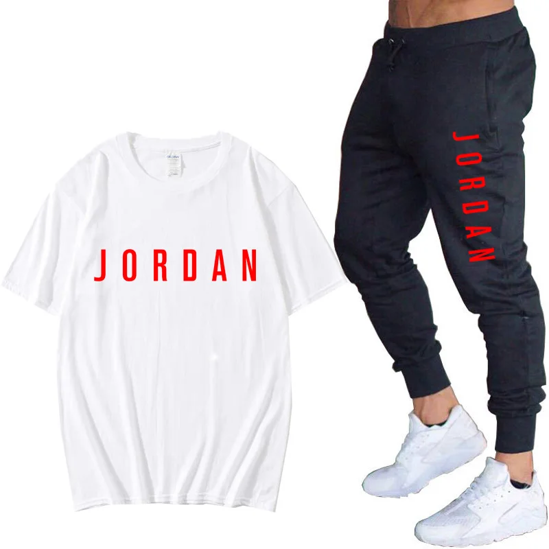 2021 new hot letter printed T-shirt sports suit couple quick dry casual running suit summer short sleeve shorts 2-piece set
2021 new hot letter printed T-shirt sports suit couple quick dry casual running suit summer short sleeve shorts 2-piece set