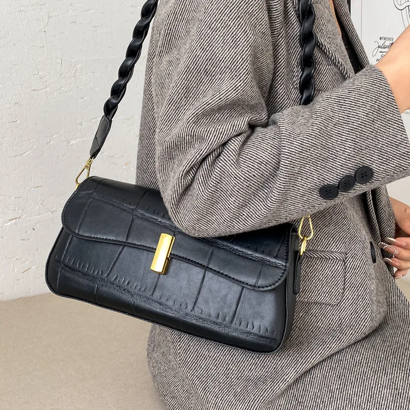 Hand Bags Women Latest Style Shoulder Bag Luxury Handbags Women Bags Designer Totes Bag All-Match High Capacity Crossbody Bag
Hand Bags Women Latest Style Shoulder Bag Luxury Handbags Women Bags Designer Totes Bag All-Match High Capacity Crossbody Bag