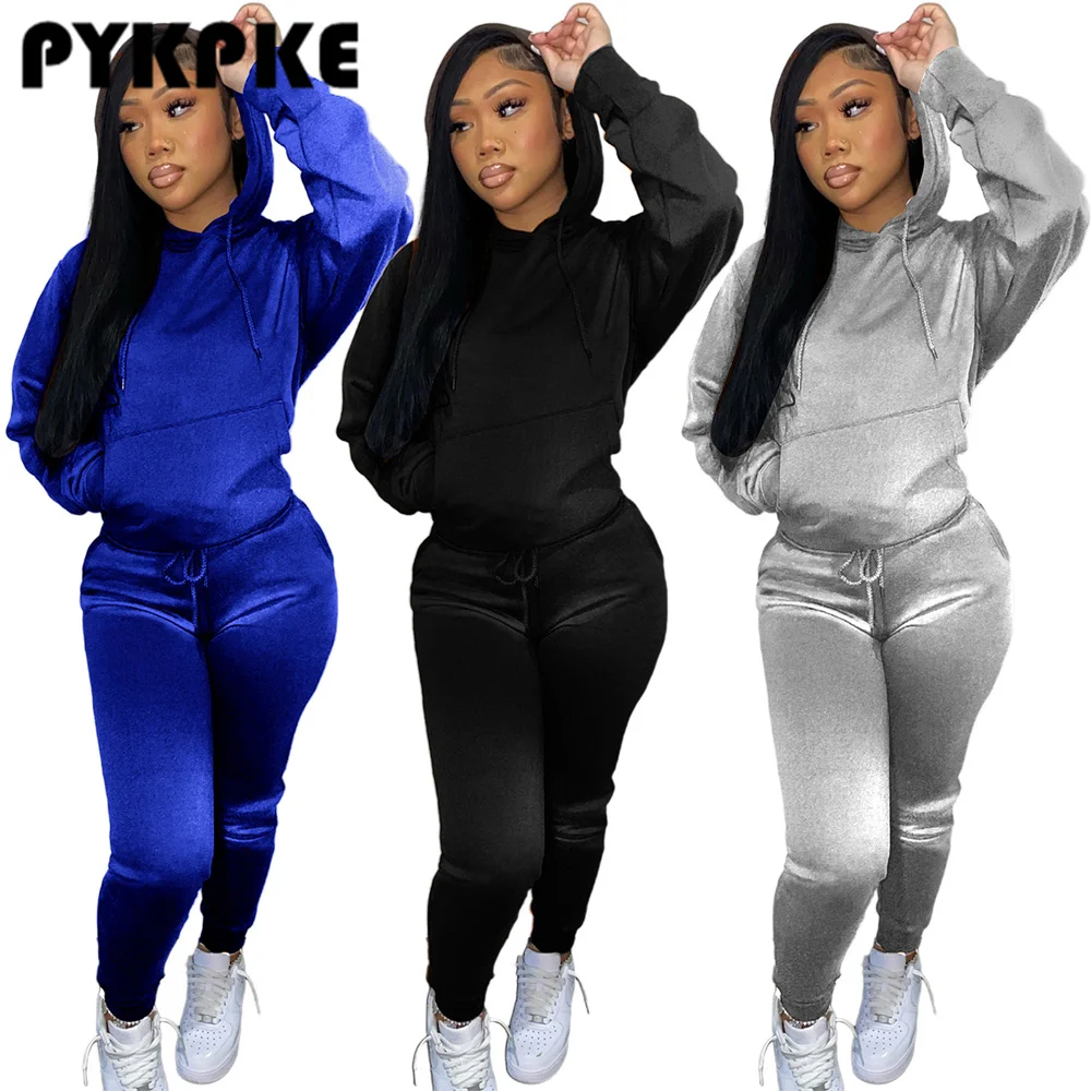 Women 2 Pieces Suits Fashion Velvet Tracksuit Solid Hooded Long Sleeve Sweatshirt Jogger Trouser Sets Autumn Casual Streetwear
Women 2 Pieces Suits Fashion Velvet Tracksuit Solid Hooded Long Sleeve Sweatshirt Jogger Trouser Sets Autumn Casual Streetwear