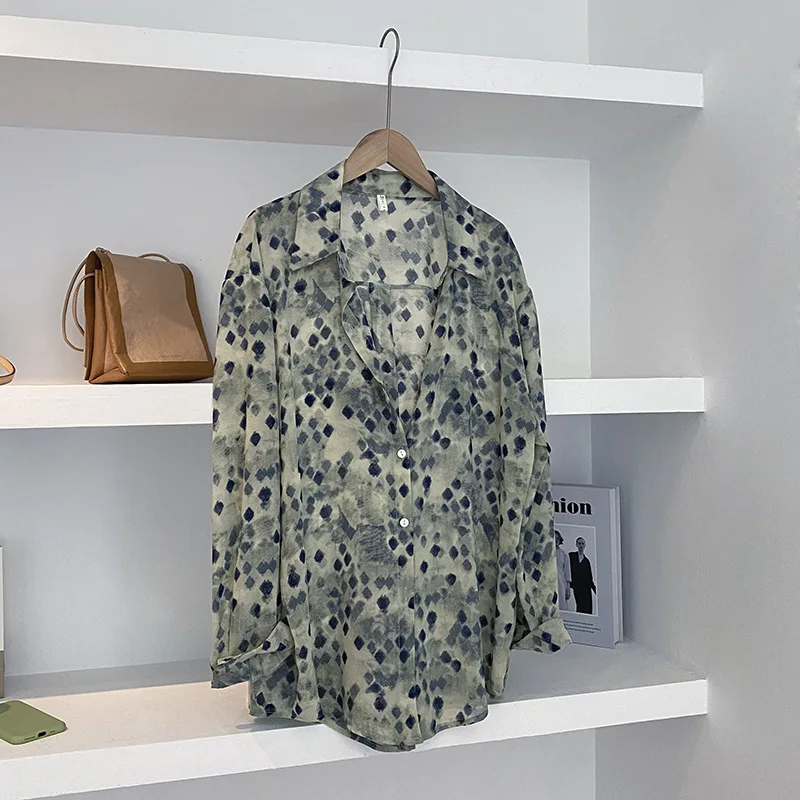 2021 summer korean style women shirt polka dot floral halo dyed chiffon shirt long sleeve boyfriend shirt
2021 summer korean style women shirt polka dot floral halo dyed chiffon shirt long sleeve boyfriend shirt