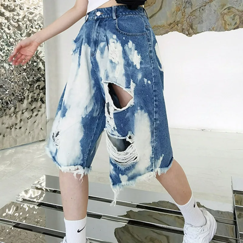 QING MO 2021 Summer New Women Jeans Casual Loose Wide Leg Five Point Pants Fashion Tie Dye Ripped Hole Women Jeans Blue ZWL200
QING MO 2021 Summer New Women Jeans Casual Loose Wide Leg Five Point Pants Fashion Tie Dye Ripped Hole Women Jeans Blue ZWL200