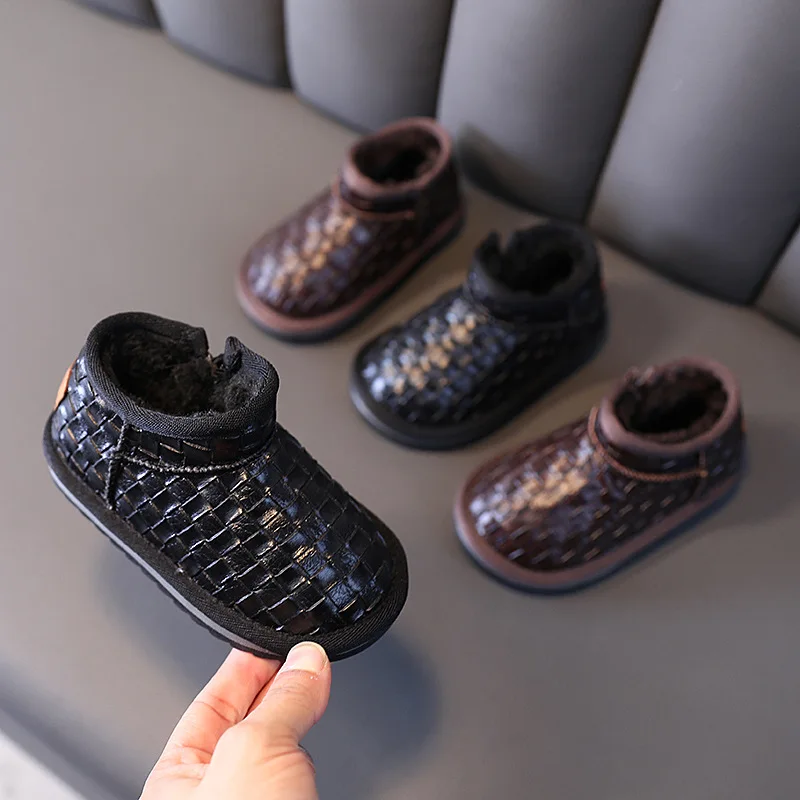 21-30 Size Winter New Children's Snow Boots Baby Padded Cotton Shoes Velvet Warm Casual Shoes Black Brown Color
21-30 Size Winter New Children's Snow Boots Baby Padded Cotton Shoes Velvet Warm Casual Shoes Black Brown Color