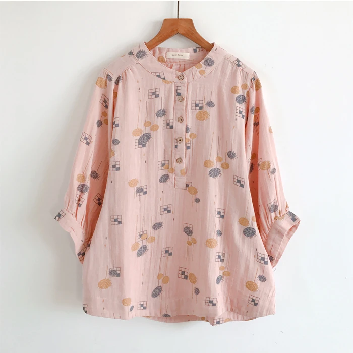 2020 New Summer Women Shirt Japan Style Cotton Literary Print Tops Stand Collar Three Quarter Sleeve Blouse Women
2020 New Summer Women Shirt Japan Style Cotton Literary Print Tops Stand Collar Three Quarter Sleeve Blouse Women