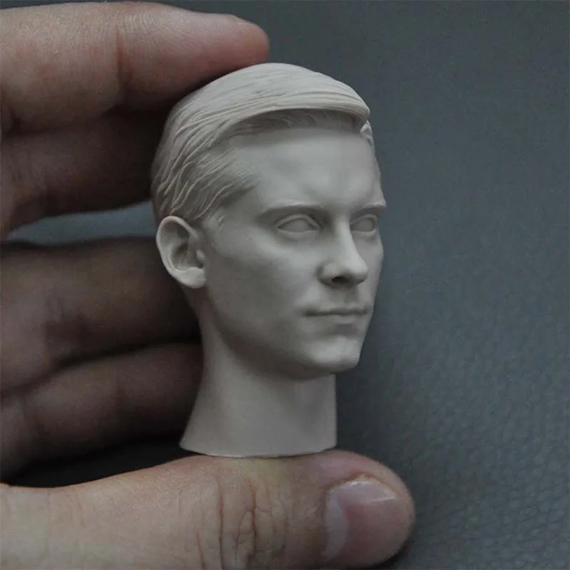 Unpainted 1/6 Tobey Maguire Head Sculpt Model Male Soldier Head Carving Fit 12'' Action Figure Dolls for Painting Exercise
Unpainted 1/6 Tobey Maguire Head Sculpt Model Male Soldier Head Carving Fit 12'' Action Figure Dolls for Painting Exercise