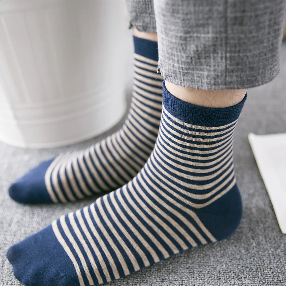 10 Pairs Men Cotton Socks Striped Star Blue Navy Style Breathable Wholesale Socks Men Fashion Comfortable
10 Pairs Men Cotton Socks Striped Star Blue Navy Style Breathable Wholesale Socks Men Fashion Comfortable