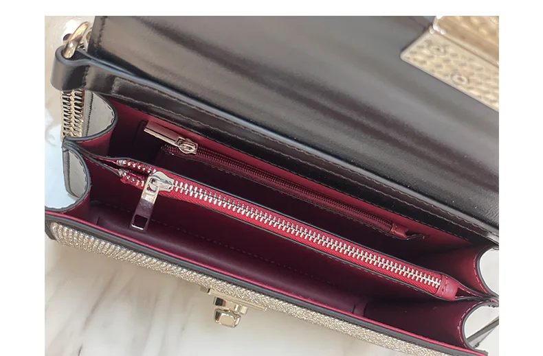 Genuine Leather 2021 New Solid Color Rhinestone Lock Ladies Fashion Chain Shoulder Messenger Bag Purses and Handbags Luxury Gg
Genuine Leather 2021 New Solid Color Rhinestone Lock Ladies Fashion Chain Shoulder Messenger Bag Purses and Handbags Luxury Gg