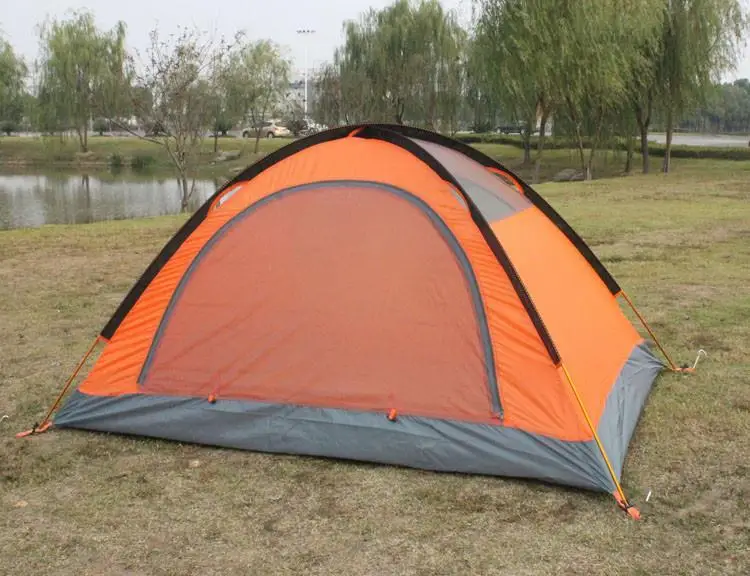 Good quality double layer 2 person 4 season aluminum rod outdoor camping tent Windproof Waterproof Winter professional camp tour
Good quality double layer 2 person 4 season aluminum rod outdoor camping tent Windproof Waterproof Winter professional camp tour