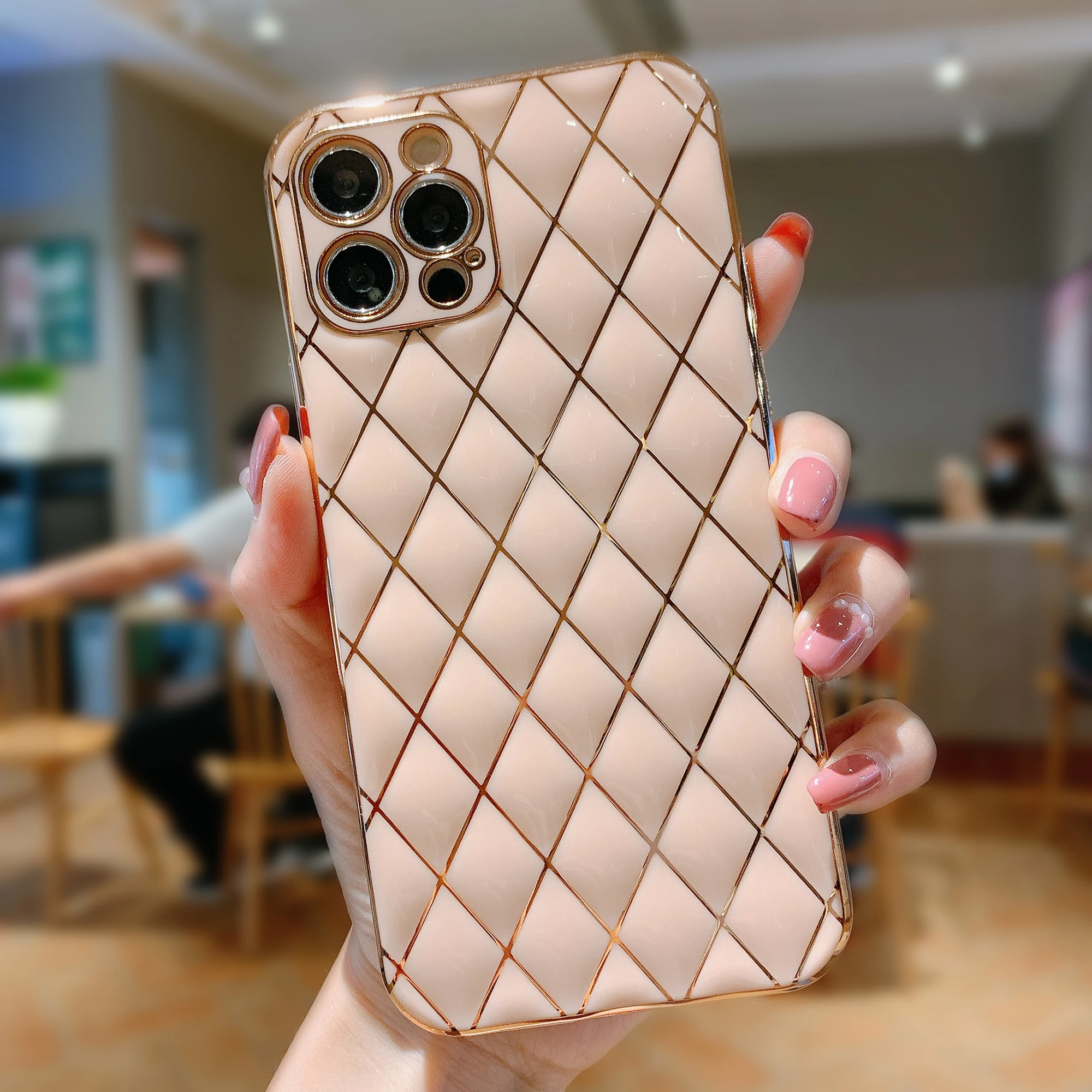 Новый роскошный чехол для телефона Apple IPhone 13 12 11 Pro 7 8 Plus XS XR Mini SE 2020, мягкий силиконовый защитный чехол для женщин и мужчин
Новый роскошный чехол для телефона Apple IPhone 13 12 11 Pro 7 8 Plus XS XR Mini SE 2020, мягкий силиконовый защитный чехол для женщин и мужчин