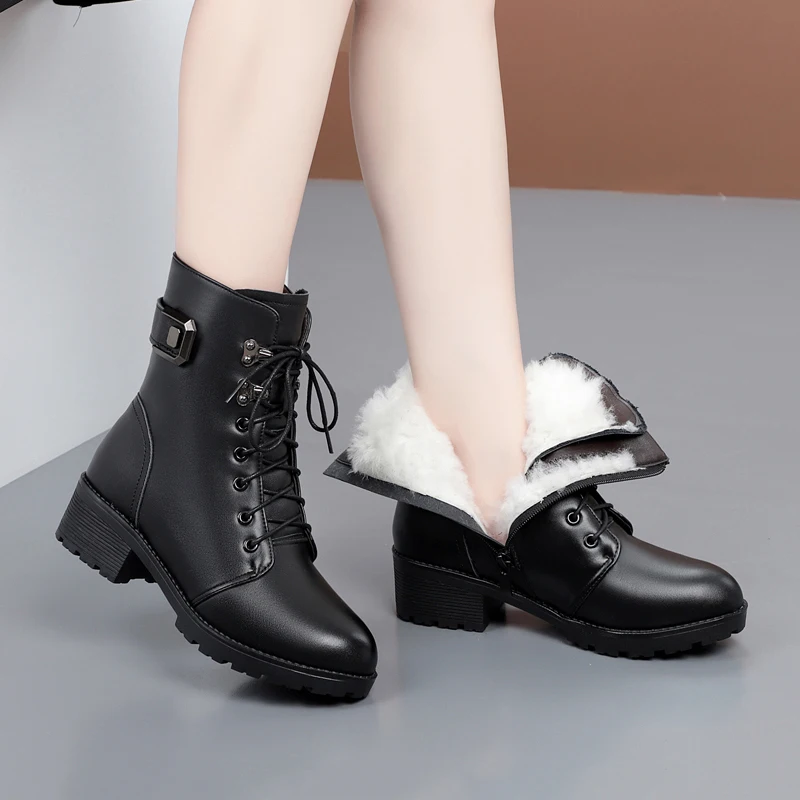 Genuine Leather Ankle Boots Female Women Shoes Woman Booties Black Heels Platform Shoes for Women 2021 Winter Boots Large Size
Genuine Leather Ankle Boots Female Women Shoes Woman Booties Black Heels Platform Shoes for Women 2021 Winter Boots Large Size
