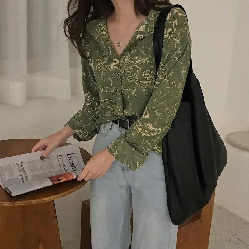 2021 Women Stylish Ink-splashing Basic Autumn Casual All-Match Blouses Loose Vintage Office Ladies Tops Female
2021 Women Stylish Ink-splashing Basic Autumn Casual All-Match Blouses Loose Vintage Office Ladies Tops Female