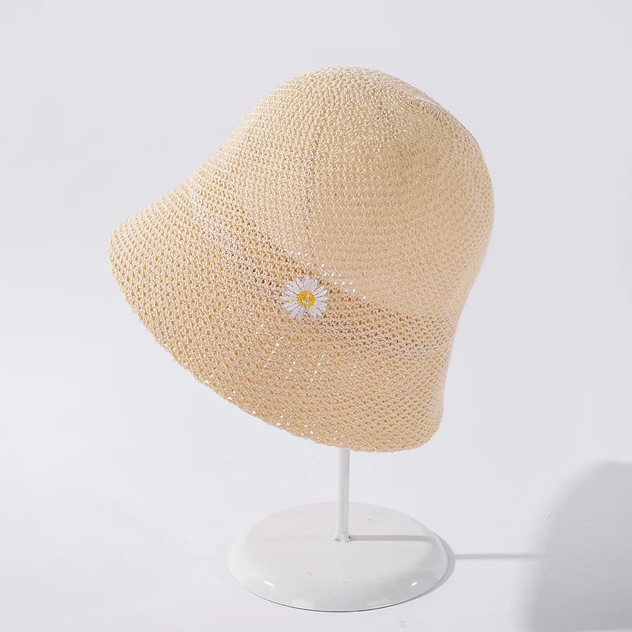 New spring and autumn small chrysanthemum embroidered fisherman hat lady summer thin air permeable basin hat sun protection hat
New spring and autumn small chrysanthemum embroidered fisherman hat lady summer thin air permeable basin hat sun protection hat