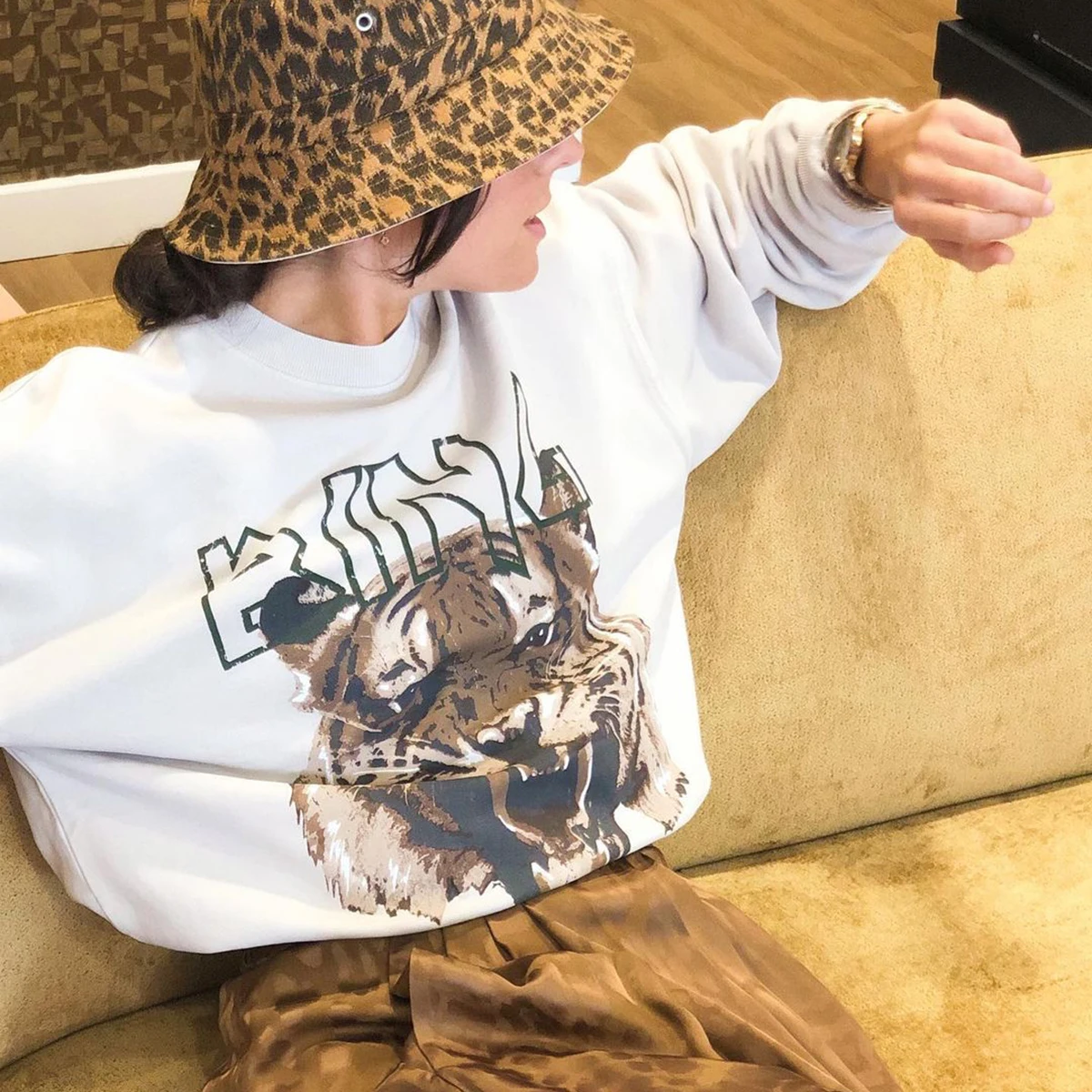 Hoodies & Sweatshirts
Hoodies & Sweatshirts