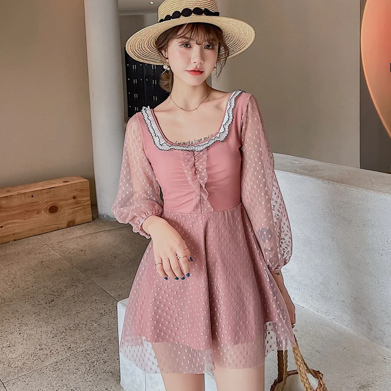 2021 Plus Size Lace Swimwear Female One-piece Korean Summer Swimsuit Push Up Padded Women Skirt Tankini Long Sleeve Bathing Suit
2021 Plus Size Lace Swimwear Female One-piece Korean Summer Swimsuit Push Up Padded Women Skirt Tankini Long Sleeve Bathing Suit