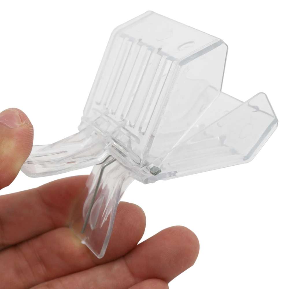 1 PCS Bee Clip Prisoner King Cage Quality Material Odorless / Plastic King Cage New Bee Beekeeping Tool
1 PCS Bee Clip Prisoner King Cage Quality Material Odorless / Plastic King Cage New Bee Beekeeping Tool